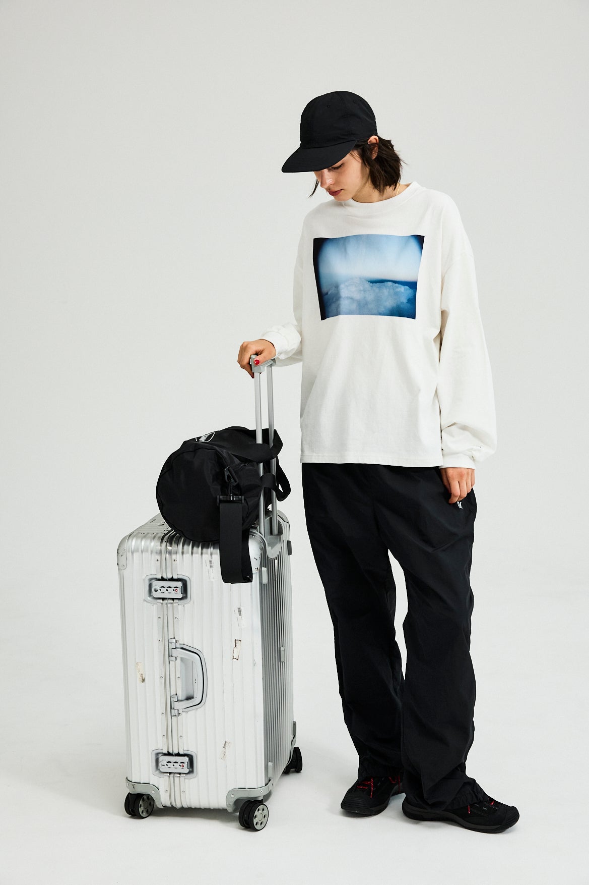TRAVEL PHOTOGRAPH L/S T-SHIRT