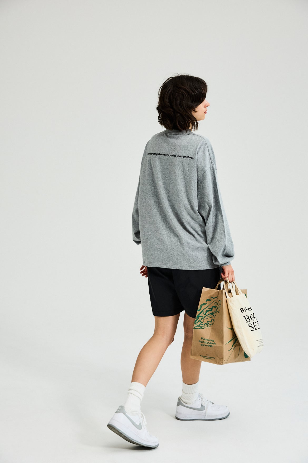 TRAVEL PHOTOGRAPH L/S T-SHIRT