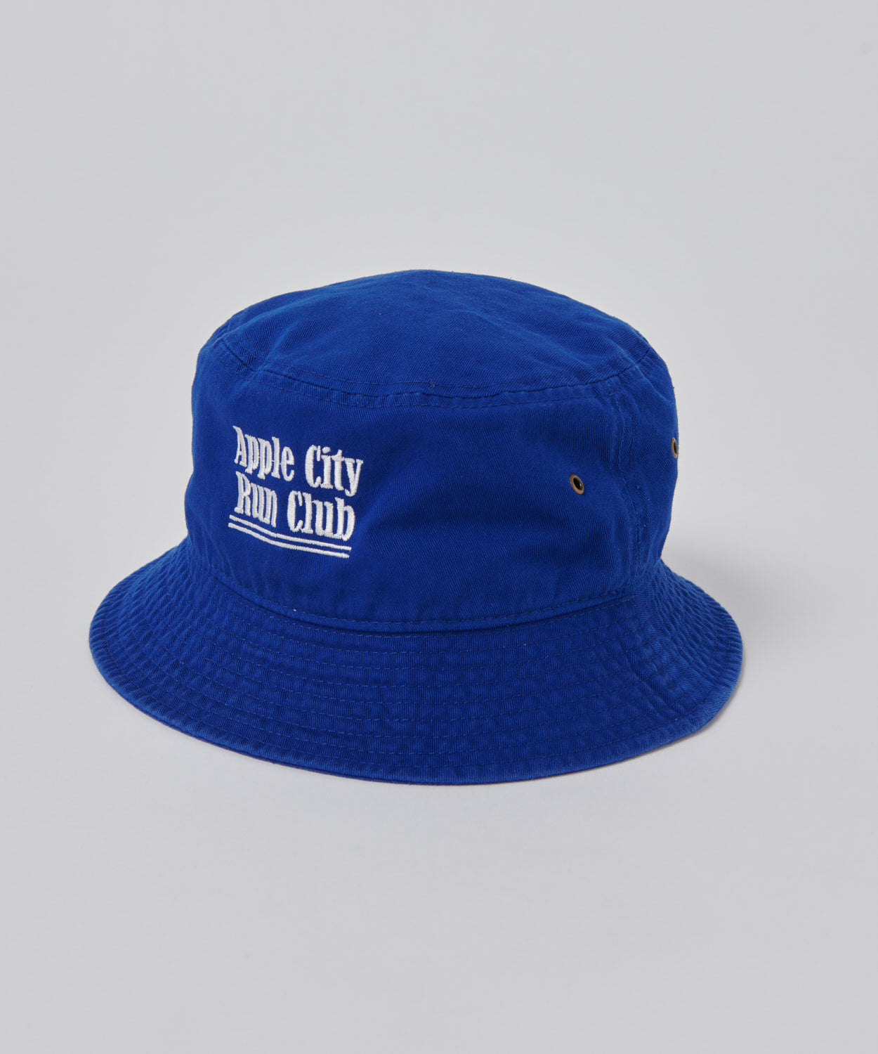 RUN CLUB BUCKET HAT