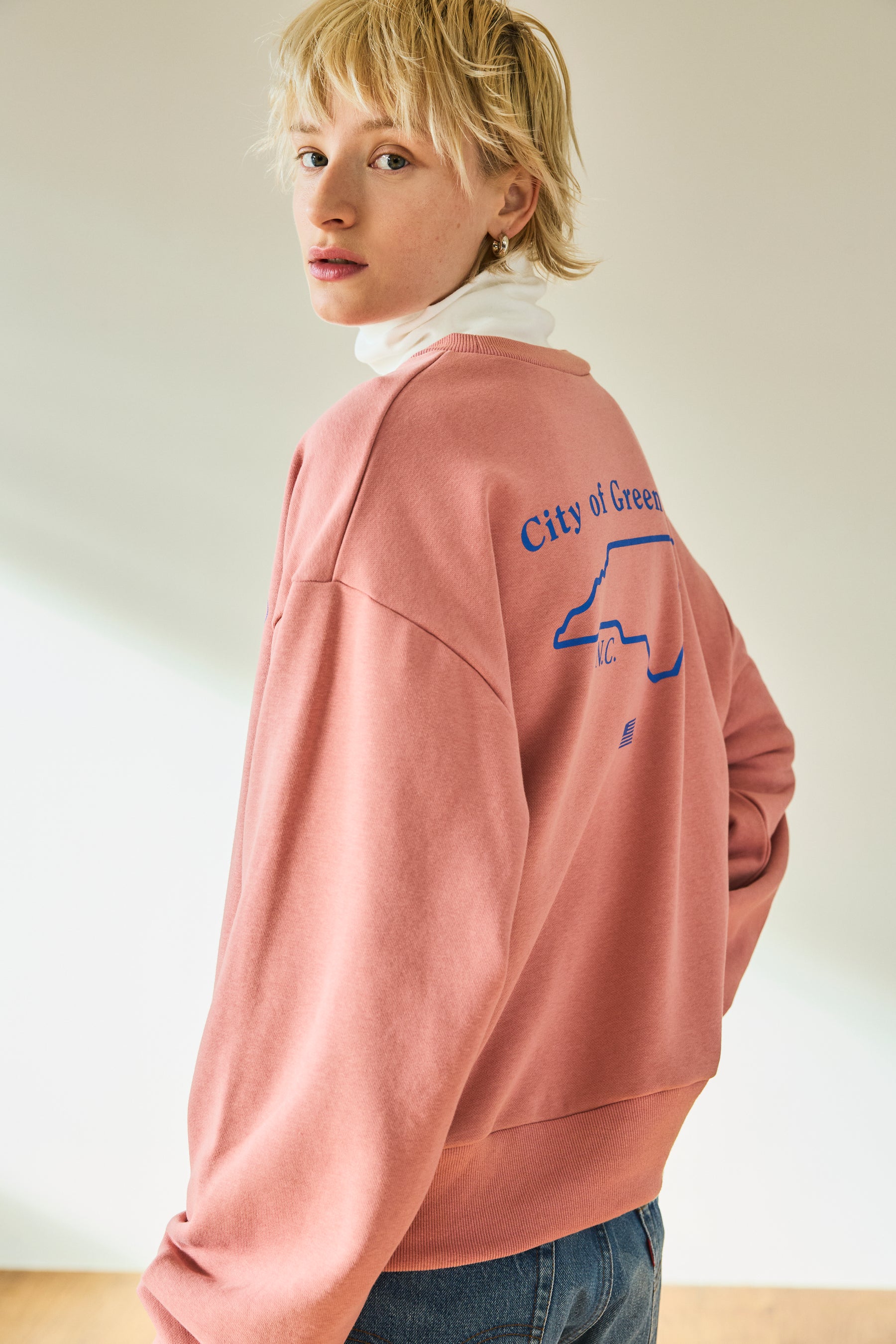 PC MAP LOGO CREW SWEAT