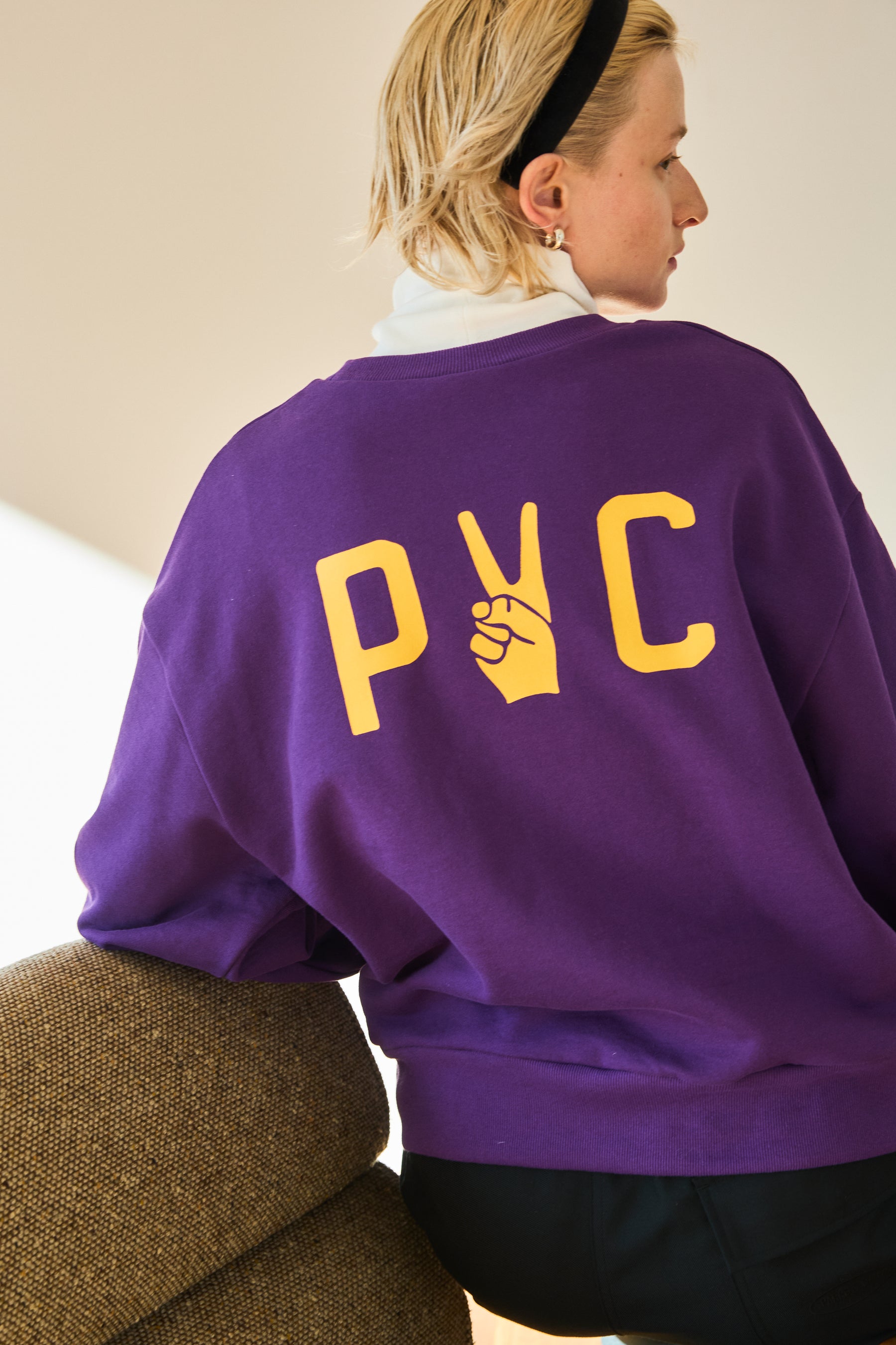 PC PEACE LOGO CREW SWEAT