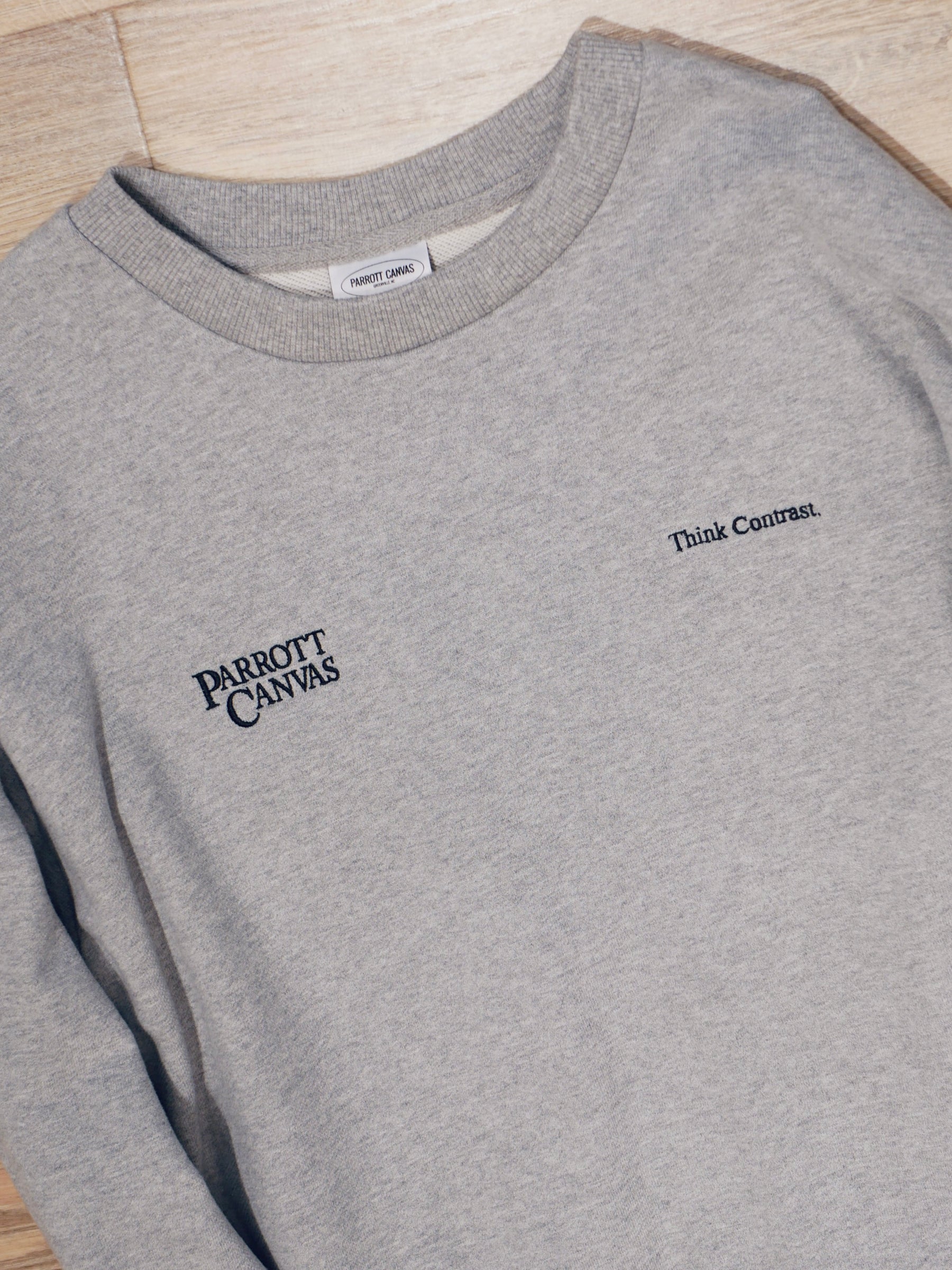 EMBROIDERY LOGO CREW SWEAT